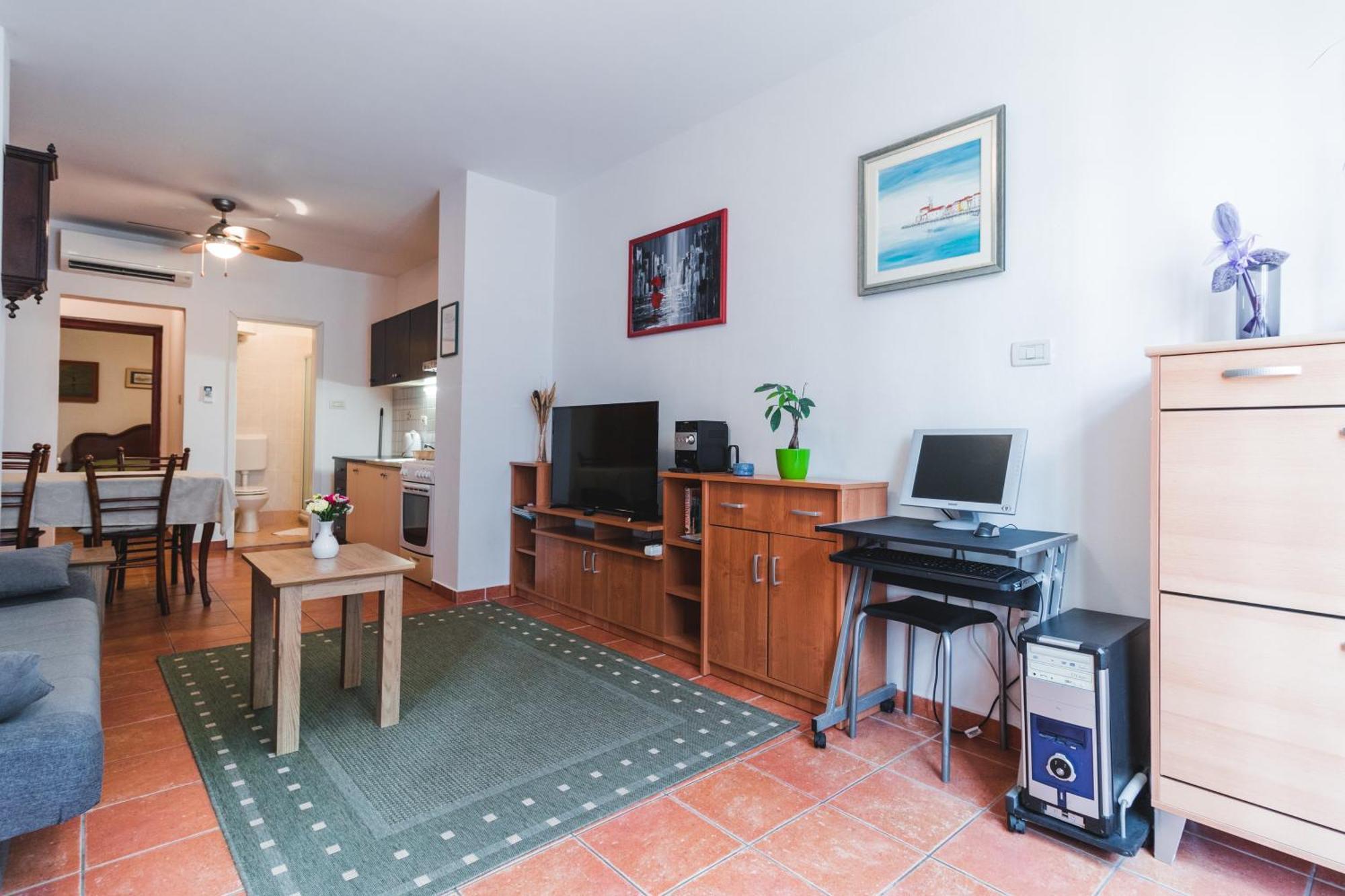 Apartments Pri Mari Piran Room photo